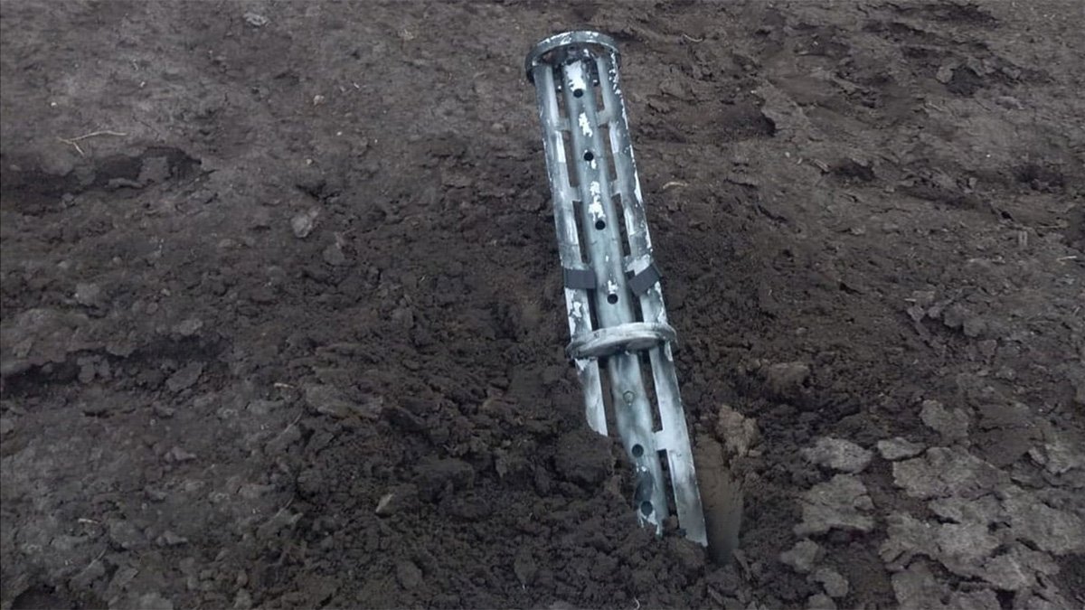 В Днепропетровской области погиб мужчина, который перевозил снаряд от "Торнадо-С" на мопеде