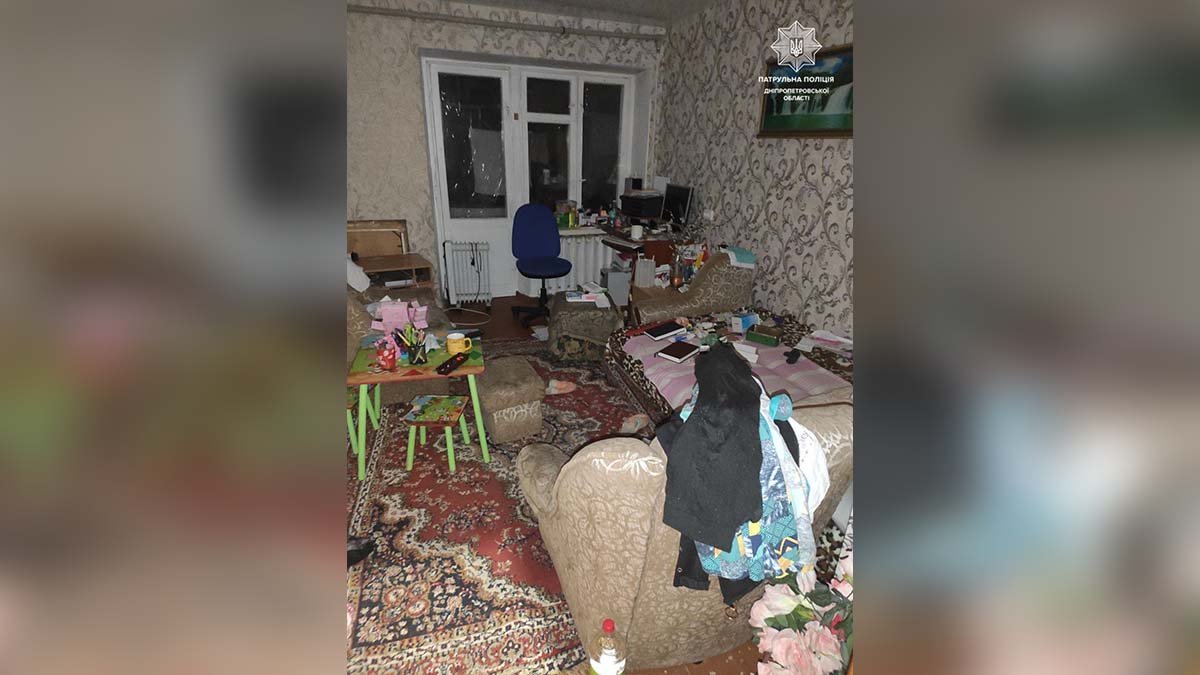 В Днепре мужчина пытался обокрасть квартиру людей, которые эвакуировались: его задержали благодаря бдительным соседям