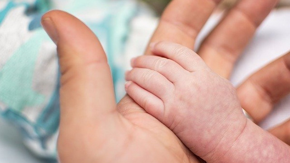 Жители Днепропетровской области снова могут зарегистрировать новорожденных онлайн