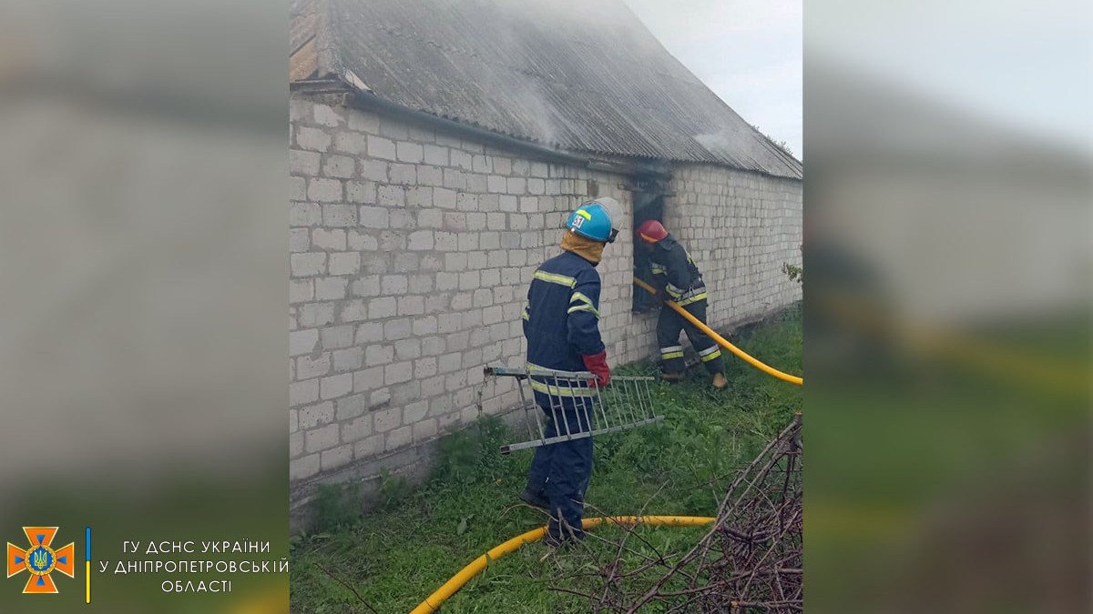 В Днепропетровской области горел частный дом: погиб мужчина