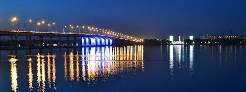 На радость автомобилистам: в Днепре открыли Новый мост