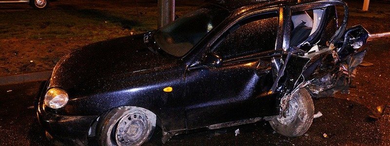 ДТП на Победе: пьяный водитель на Honda врезался в стоящий Daewoo