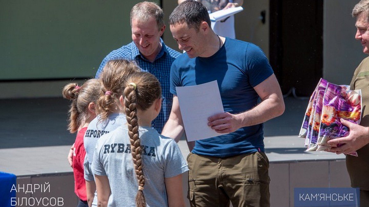 Мэр Каменского Андрей Белоусов поздравил с Днем защиты детей