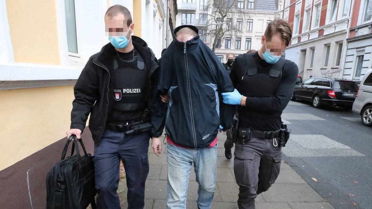 Полицейские Германии предоставили Украине данные всех пользователей «Гидры»: начались задержания пользователей и организаторов