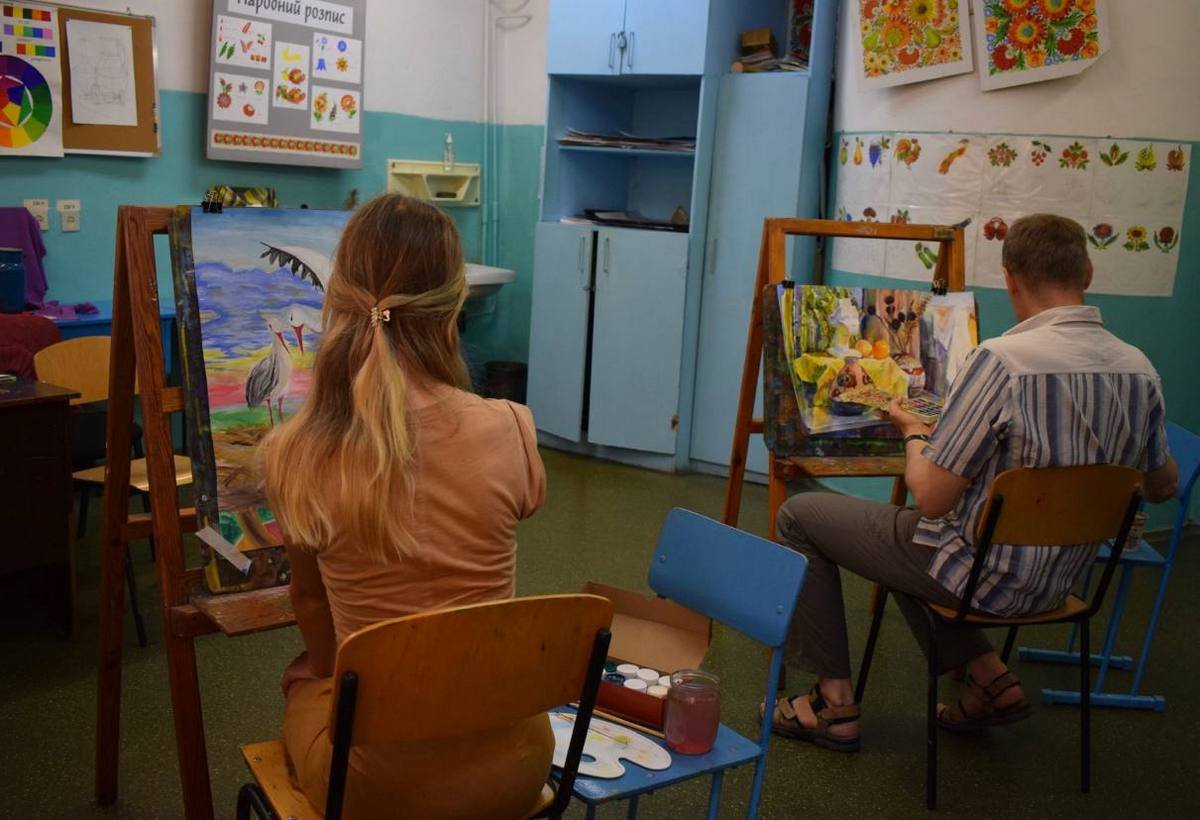 #ART_наступление: юные художники Днепра готовятся к очередной благотворительной акции в поддержку страны