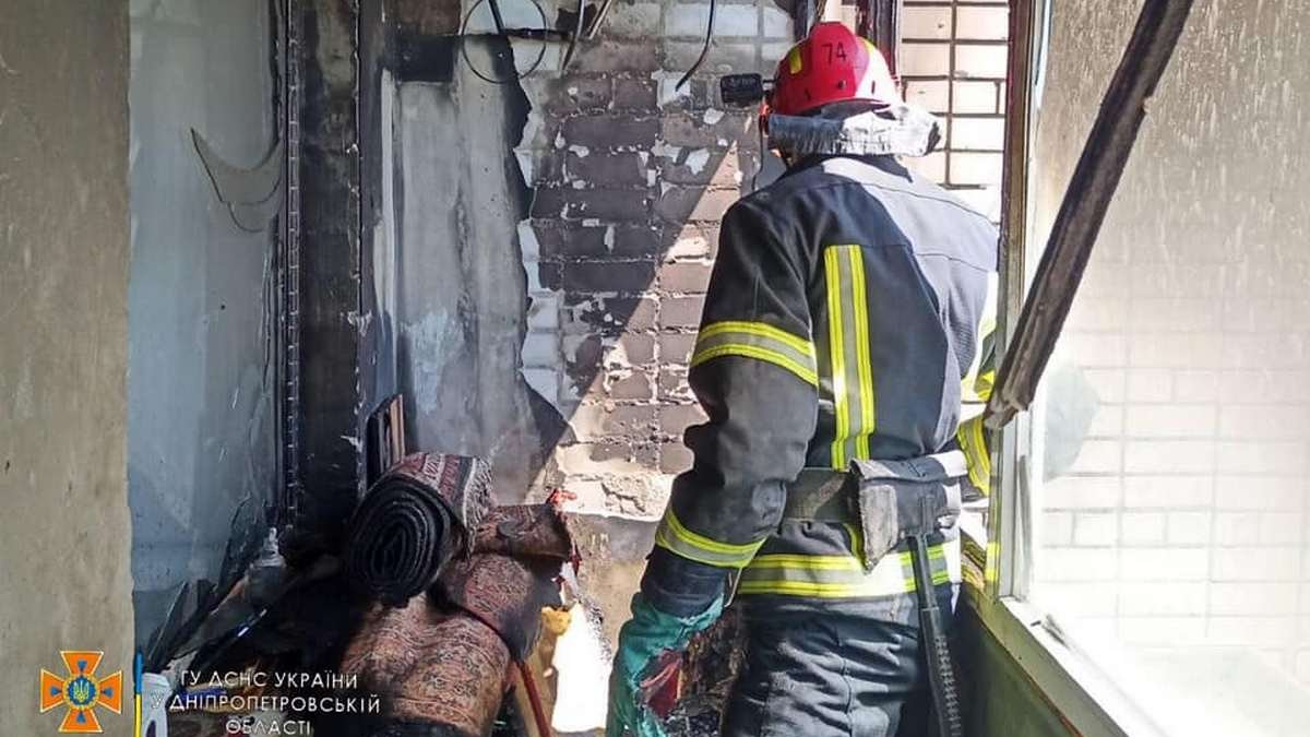 В Днепре на Василия Сухомлинского горел балкон в квартире