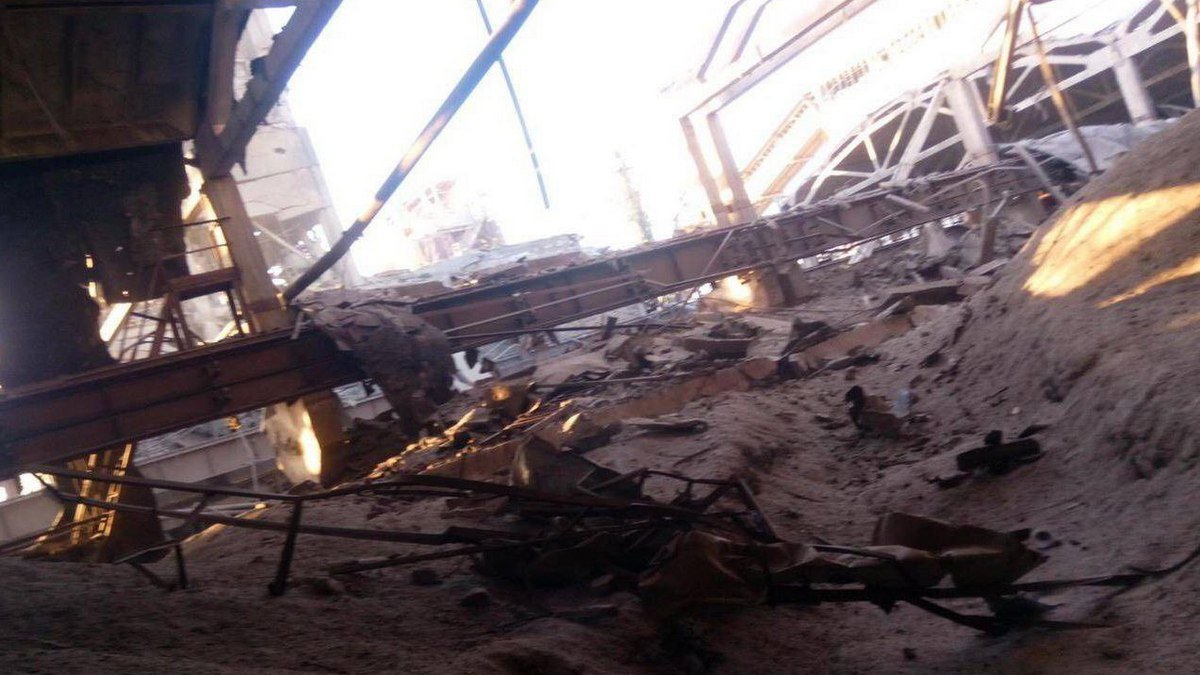 Враг ударил ракетами по строительному предприятию в Новомосковском районе