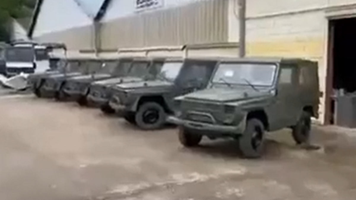 Мэрия Днепра передала украинским военным более 500 автомобилей