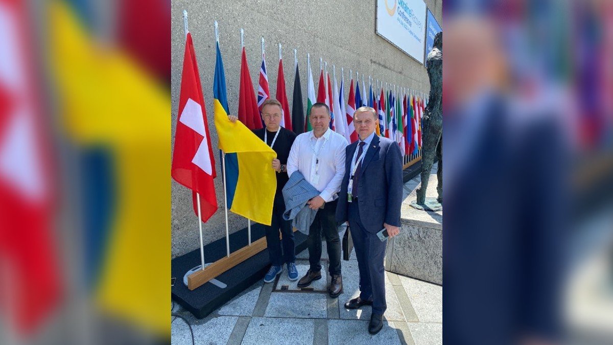 На международной конференции в Швейцарии мэр Днепра Филатов провел ряд встреч с европейскими инвесторами и урбанистами