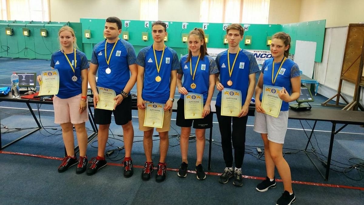 Юные спортсмены из Днепра выиграли медали на чемпионате Украины по пулевой стрельбе