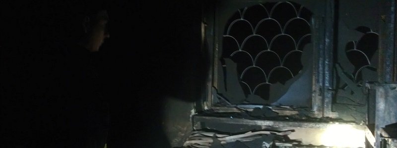 В Днепре ночью горела больница: пожар тушили 20 человек