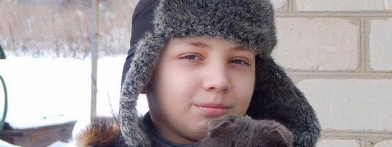 В Днепропетровской области мальчику перерезали горло: ребенок в реанимации