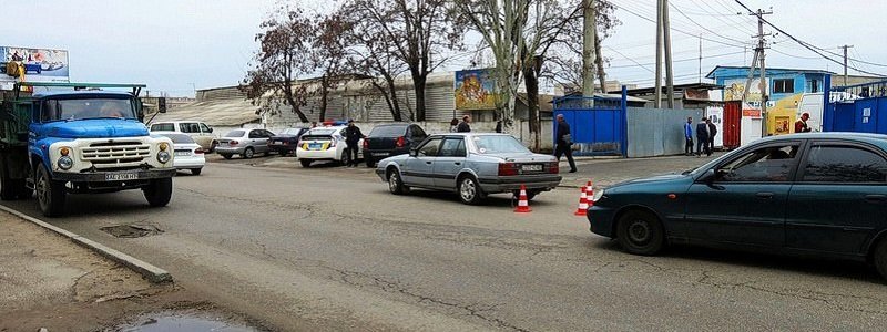Мошенник или жертва: на Байкальской Mazda зацепила пешехода
