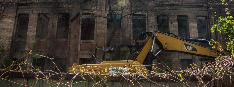 Заброшка в центре города: будут ли реставрировать дом на Яворницкого