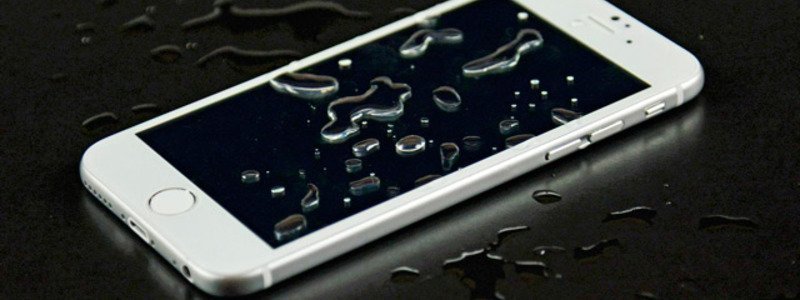 Узнай, что делать, если твой iPhone попал в воду