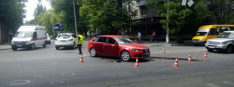 ДТП на Гагарина: столкнулись Audi и мотоциклист
