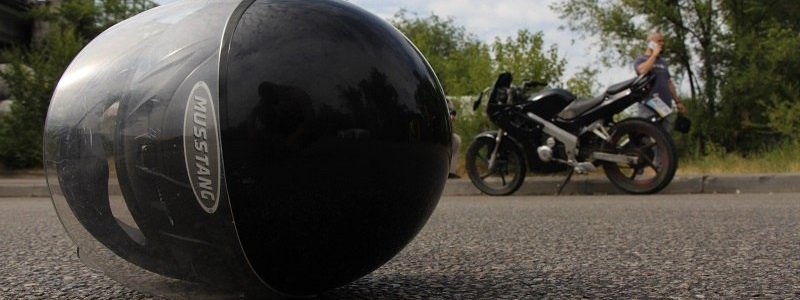 ДТП под Новым мостом: пострадал мотоциклист