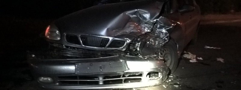 ДТП на Мануйловском проспекте: Daewoo Lanos столкнулся лоб в лоб с Chevrolet