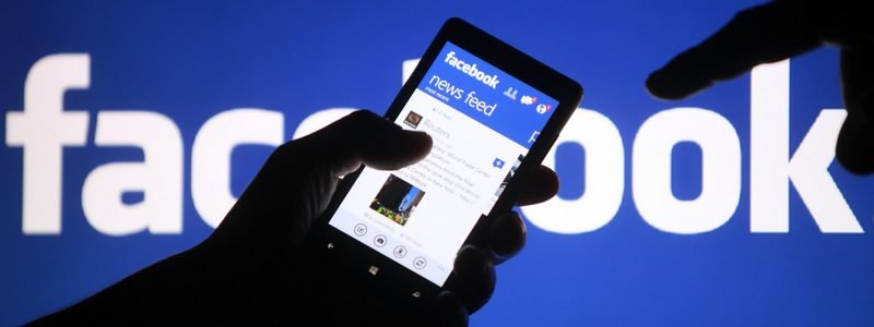Ошибка ценою в безопасность: Facebook случайно обнародовал данные о модераторах