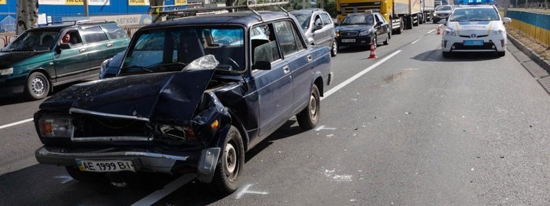 ДТП на Донецком шоссе: пьяный водитель пытался убежать от полиции