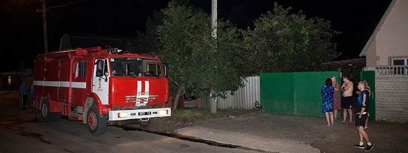 Пожар на Петрозаводской: горел частный дом, есть пострадавшие
