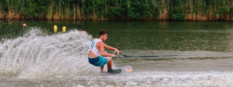 Чемпионом мира по водным лыжам стал днепрянин Даниил Фильченко