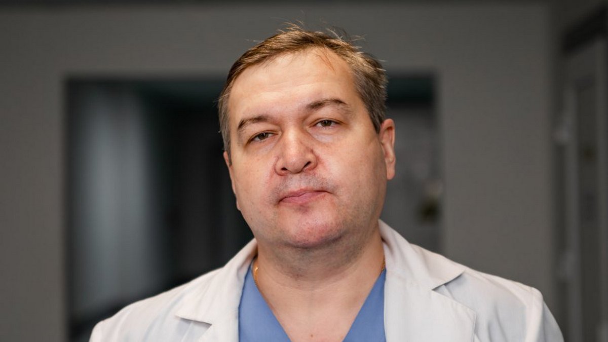 "Больно было смотреть на их переломы": врач из Днепропетровской области рассказал о спасении раненых бойцов и беженцев