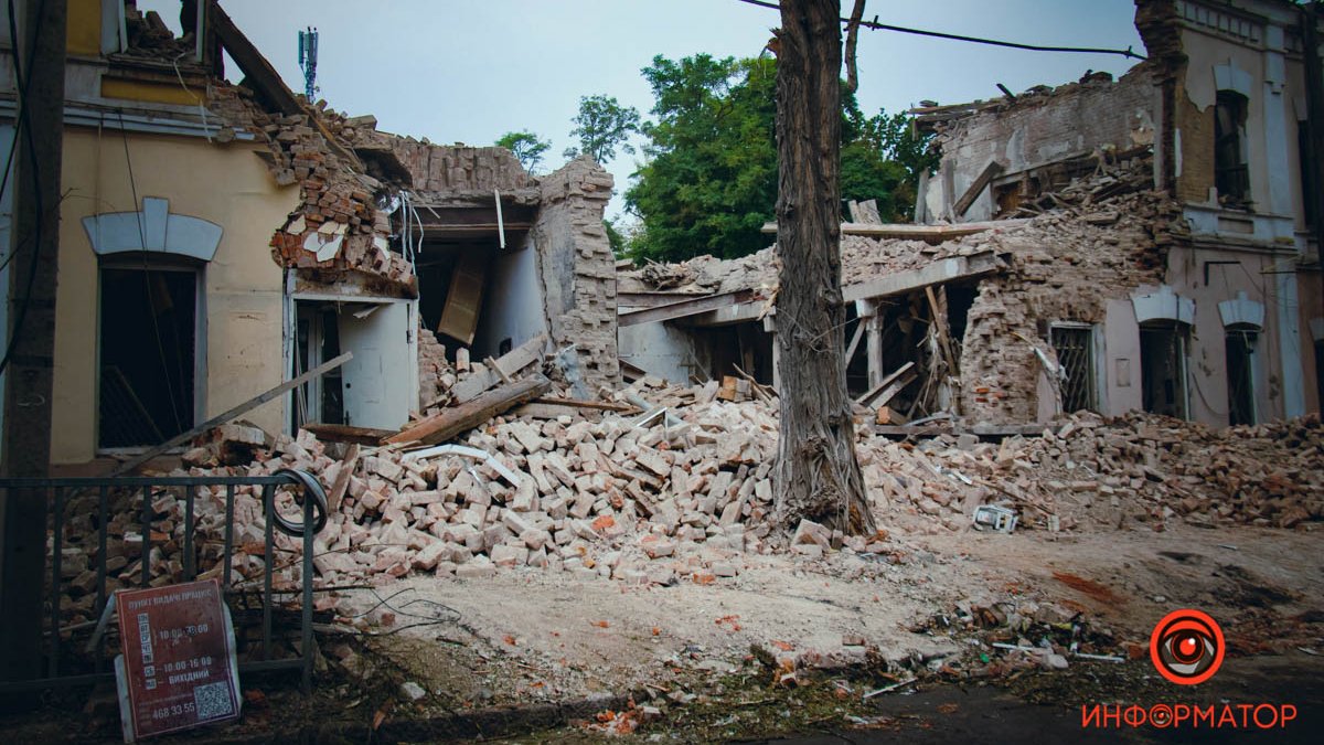 Стало відомо, скільки житлових будинків пошкодив вибух російської ракети в центрі Дніпра
