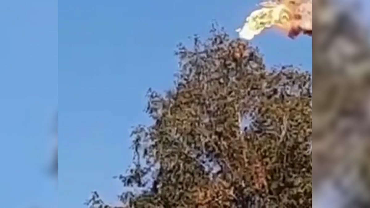 Відео моменту, як сили ППО збили іранський безпілотник Shahed-136 над Дніпром
