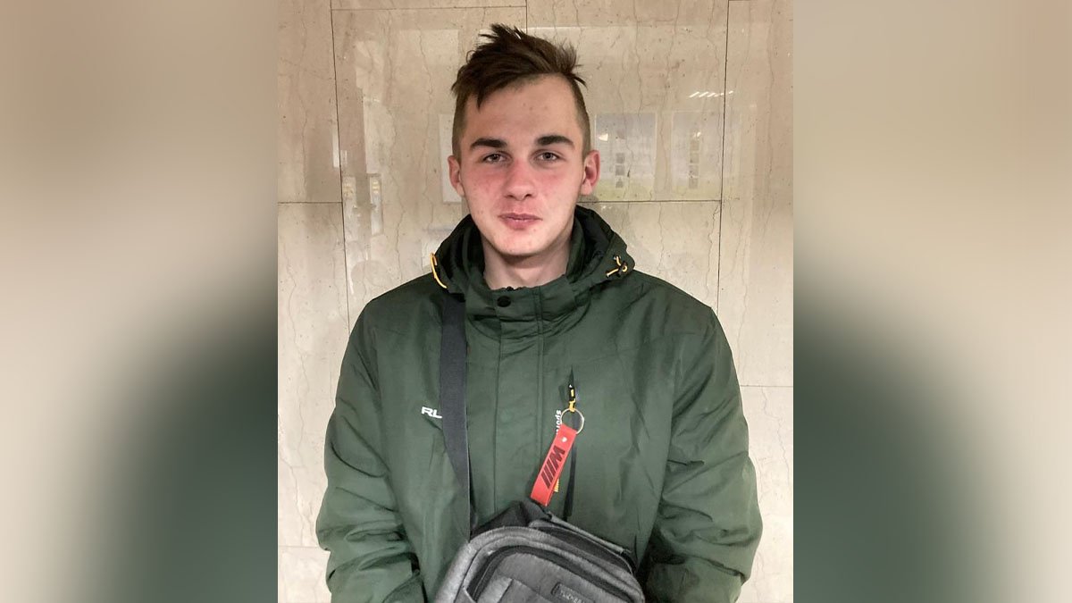 Пішов з лікарні та не повернувся: у Дніпрі розшукують 16-річного хлопця