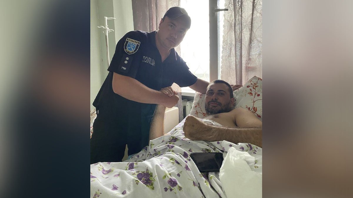 Капитан полиции из Днепропетровской области попал под обстрел в Бахмуте: нужна помощь