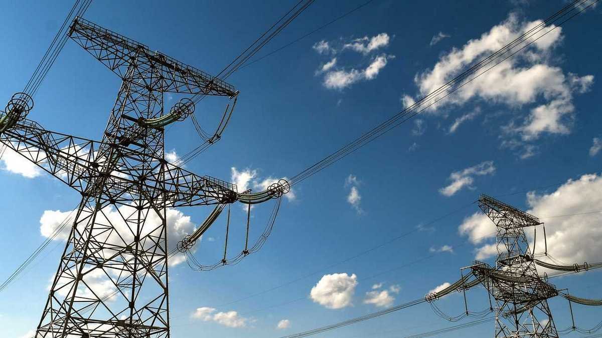 Росіяни вдарили по енергетичній інфраструктурі у Дніпропетровській області
