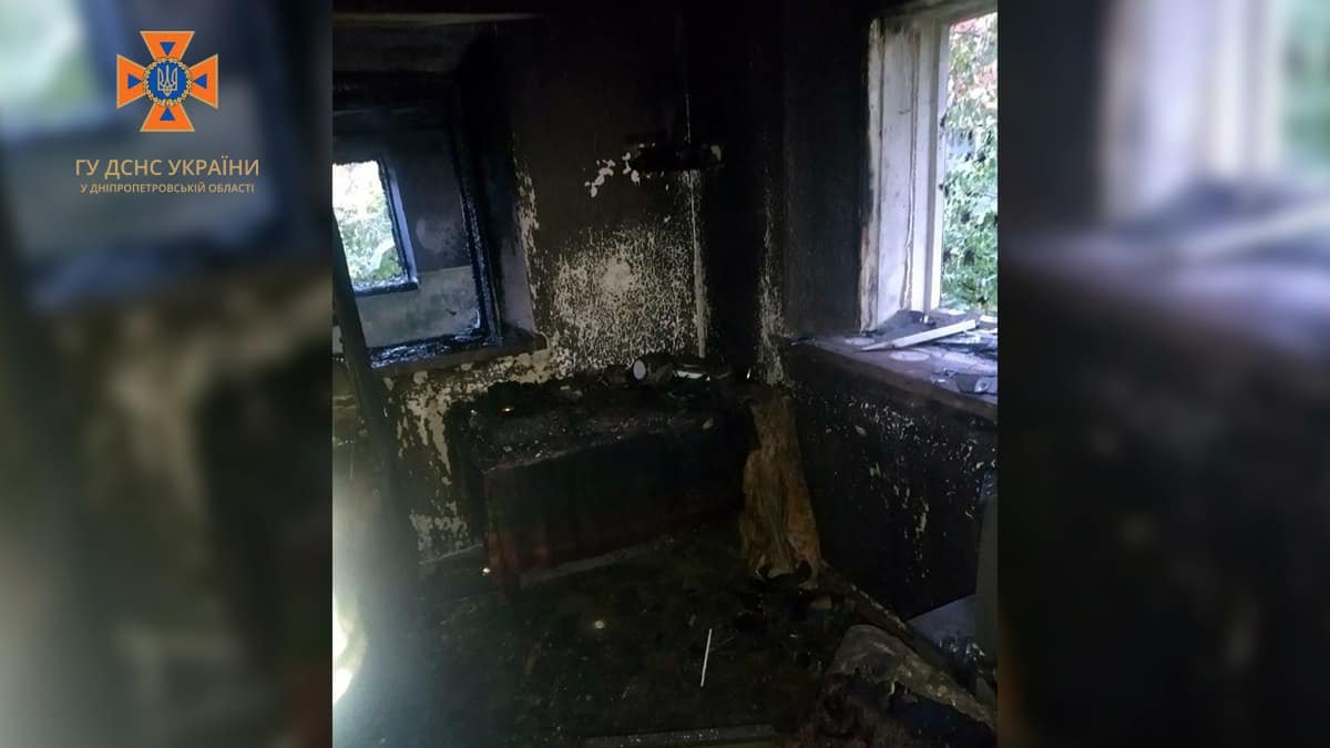 В Днепропетровской области горел дом: внутри нашли обгоревший труп