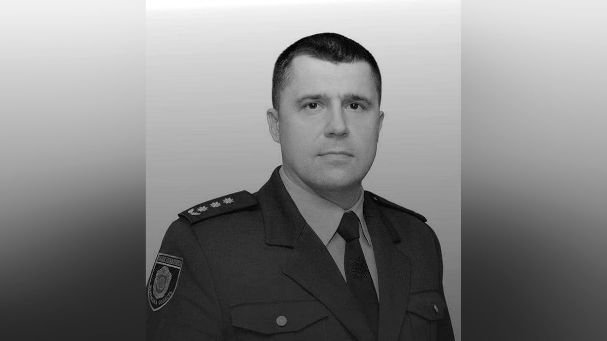 Зеленский посмертно присвоил звание Героя Украины полицейскому из Днепропетровской области
