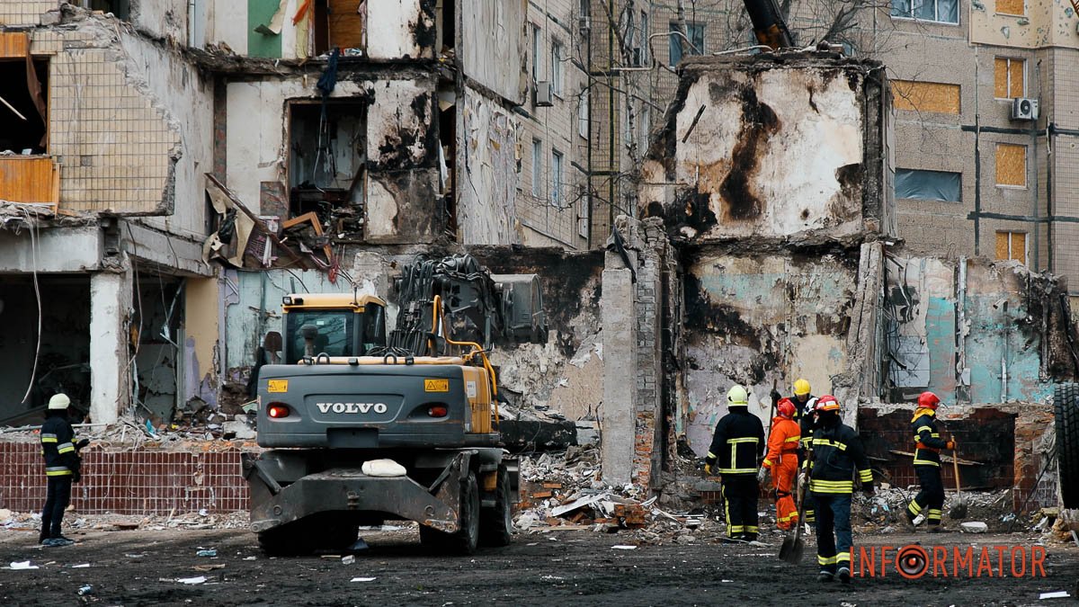 44 загиблих: у Дніпрі завершилися пошуково-рятувальні роботи на місті прильоту у будинок російської ракети