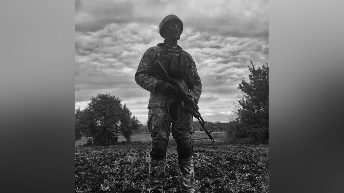 Пішов добровольцем до військкомату: на війні загинув 20-річний Герой із Дніпра