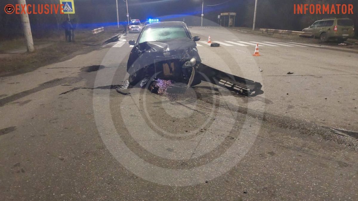 В Днепре на Полтавском шоссе столкнулись Daewoo и Hyundai: пострадал мужчина