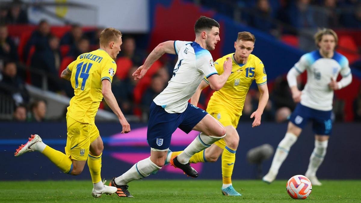 Сборная Украины по футболу сыграла с Англией: как прошел матч