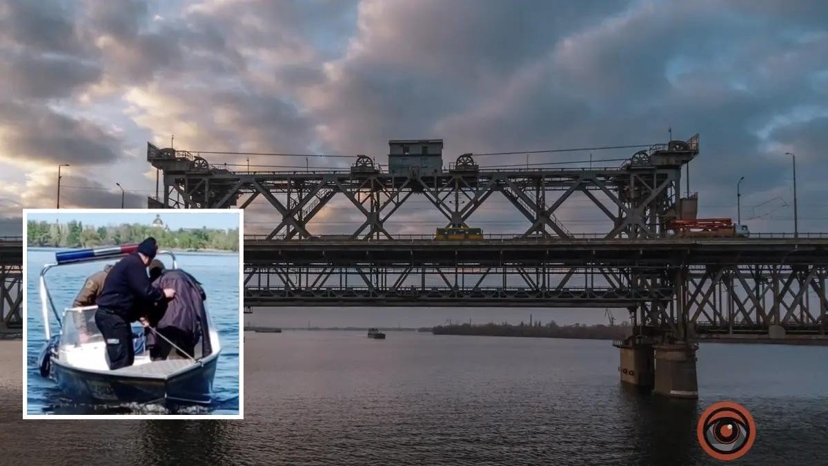 В Днепре водный патруль спас мужчину, который прыгнул с Амурского моста: видео