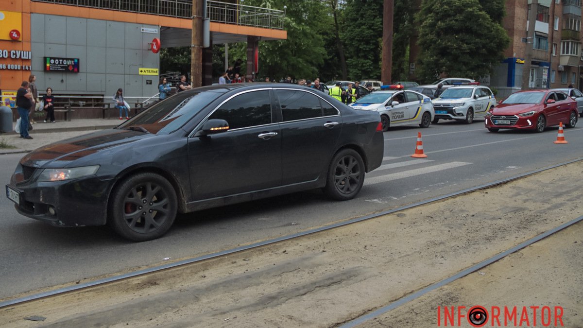 На проспекте Богдана Хмельницкого водитель Honda сбил ребенка на пешеходном переходе