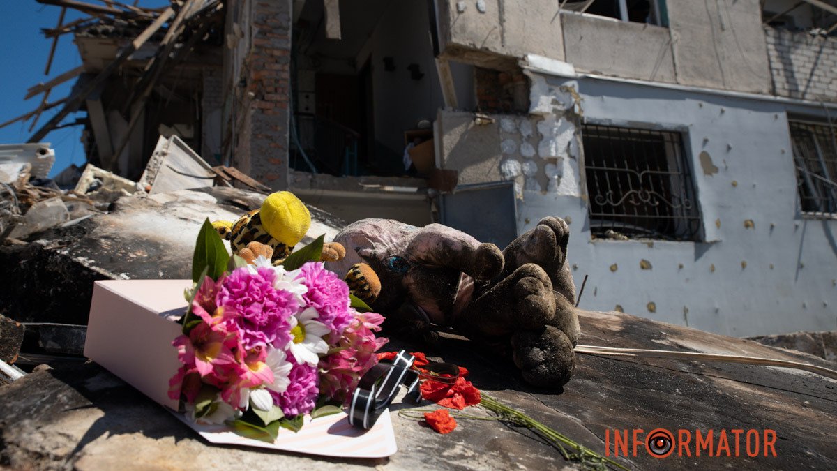 Детские игрушки среди руин: как выглядят дома в Подгородном после вражеского удара