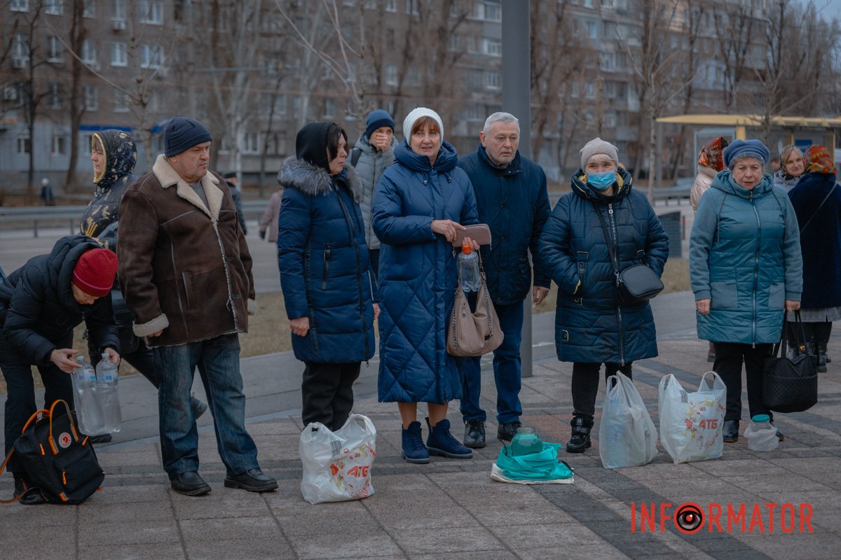 Після завершення богослужіння настоятель храму здійснив обряд великого освячення води