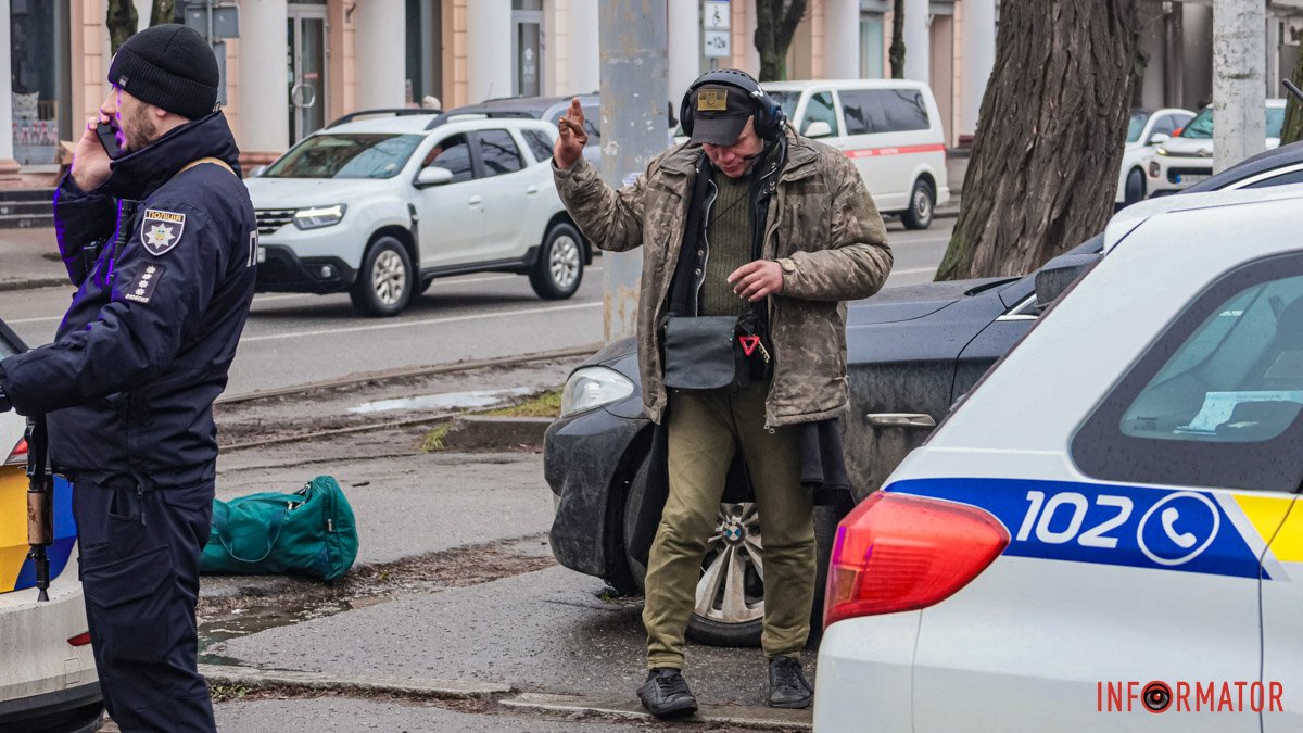 Полиция и задержка трамваев на проспекте Дмитрия Яворницкого возле Днепра: что произошло