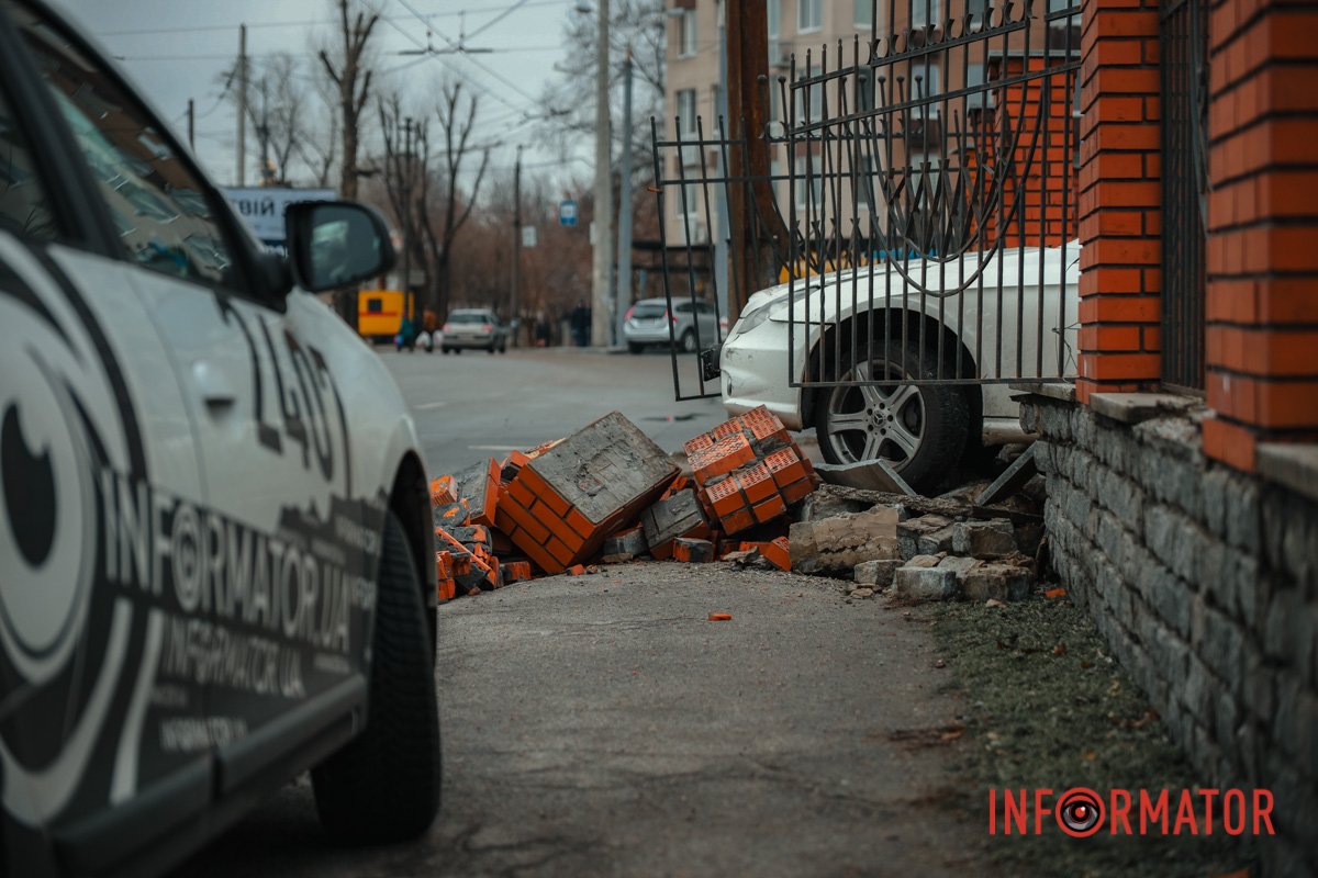 Зображення видалено.