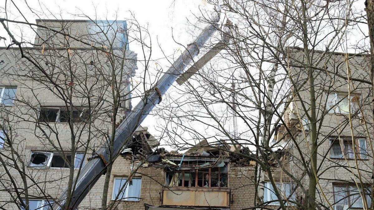18 квартир дома, куда ударил российский «Шахед», временно отселят: город компенсирует владельцам аренду жилья