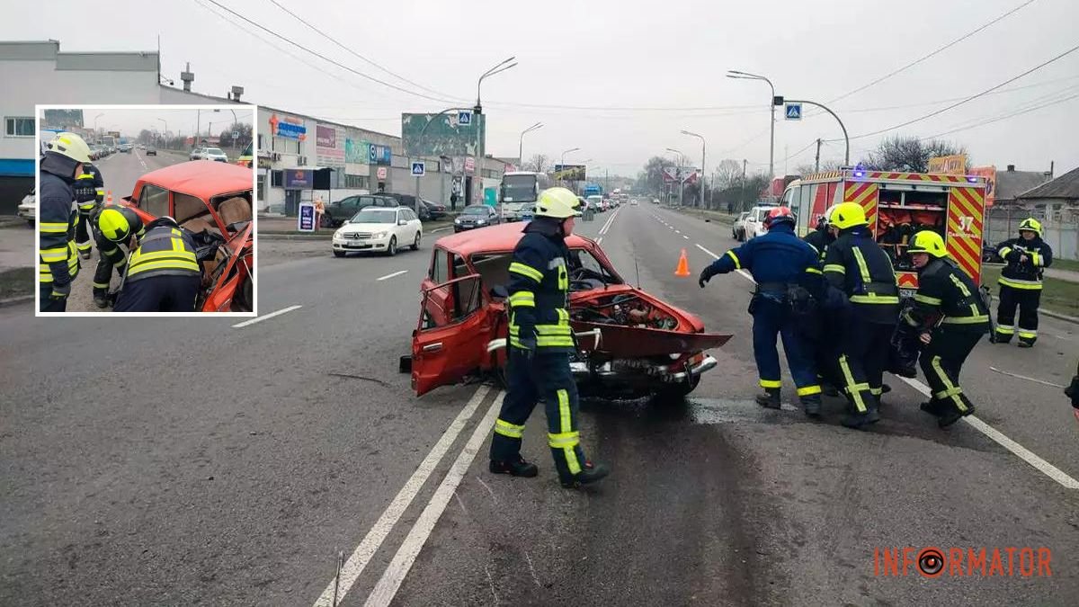 У Дніпропетровській області зіткнулись Audi та ВАЗ: один з водіїв загинув на місці