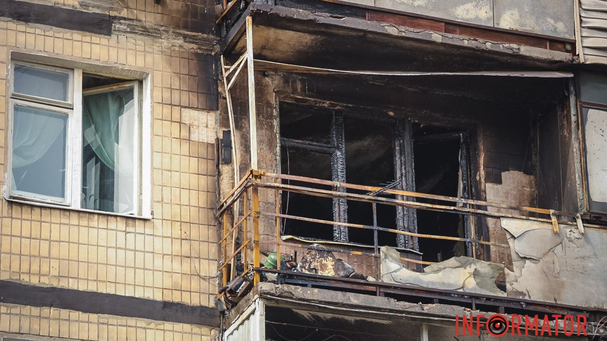 В Днепре на Слобожанском проспекте в многоэтажке загорелась квартира: пострадали животные