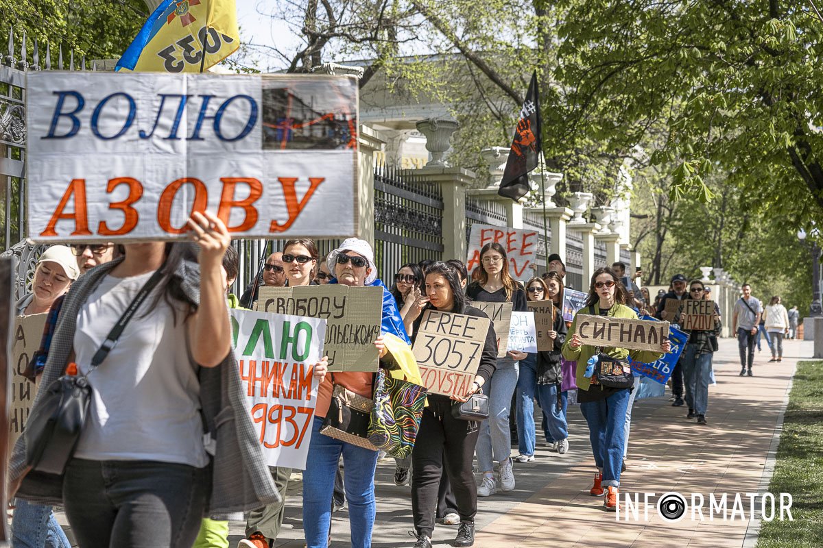 Здесь тепло, а там ад”: в Днепре митинговали родные военнопленных и  пропавших без вести