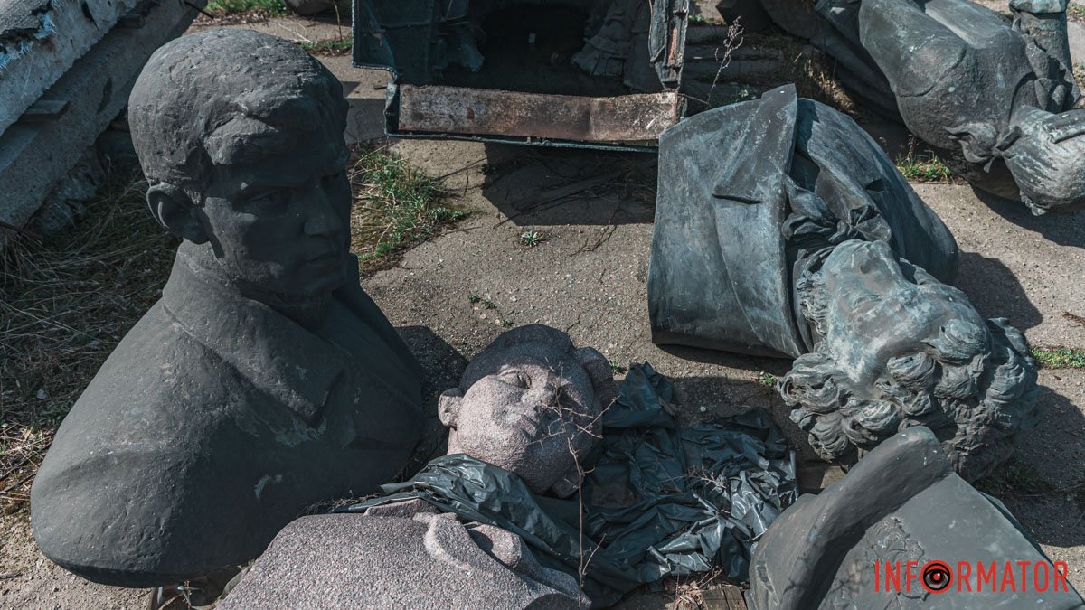 Декоммунизация и деколонизация в Днепре: что произошло с демонтированными памятниками