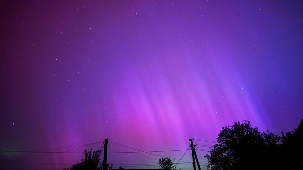 Полярне сяйво у Дніпрі: топ фотографій містян з соцмережі Instagram